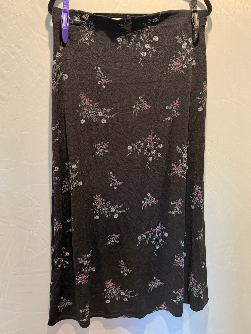 ES-SE Plus 1X Black Floral Midi Skirt